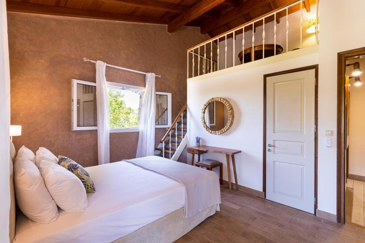 Villa St Nicholas House With Private Heated Pool Дассия Экстерьер фото